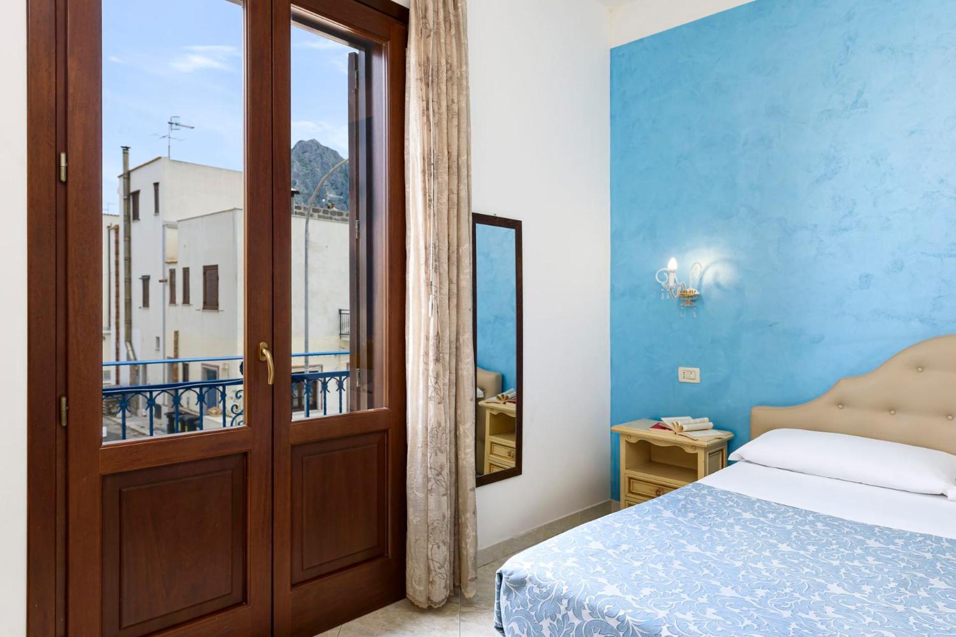 Araba Fenice Hotel 3*