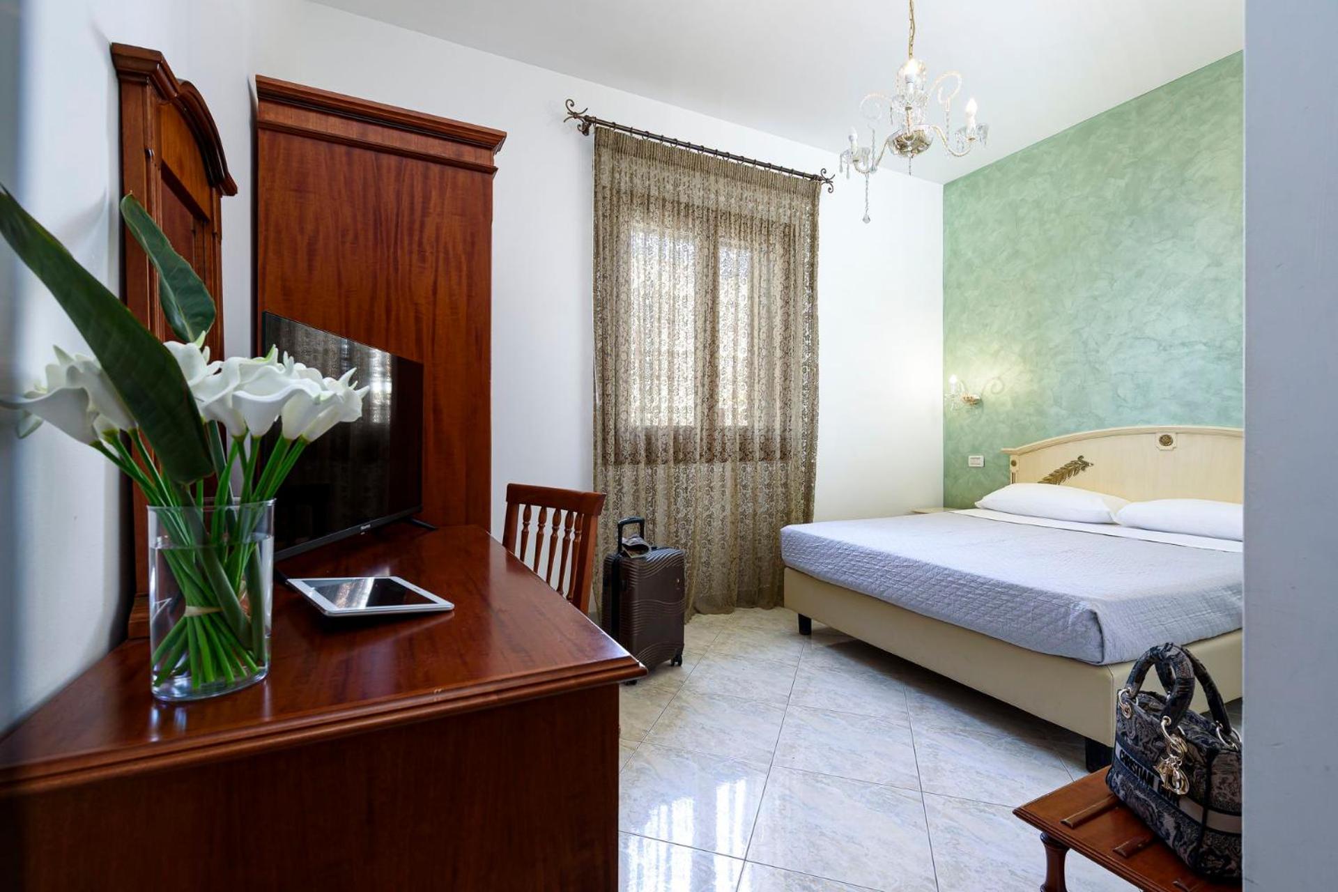 Araba Fenice 3*